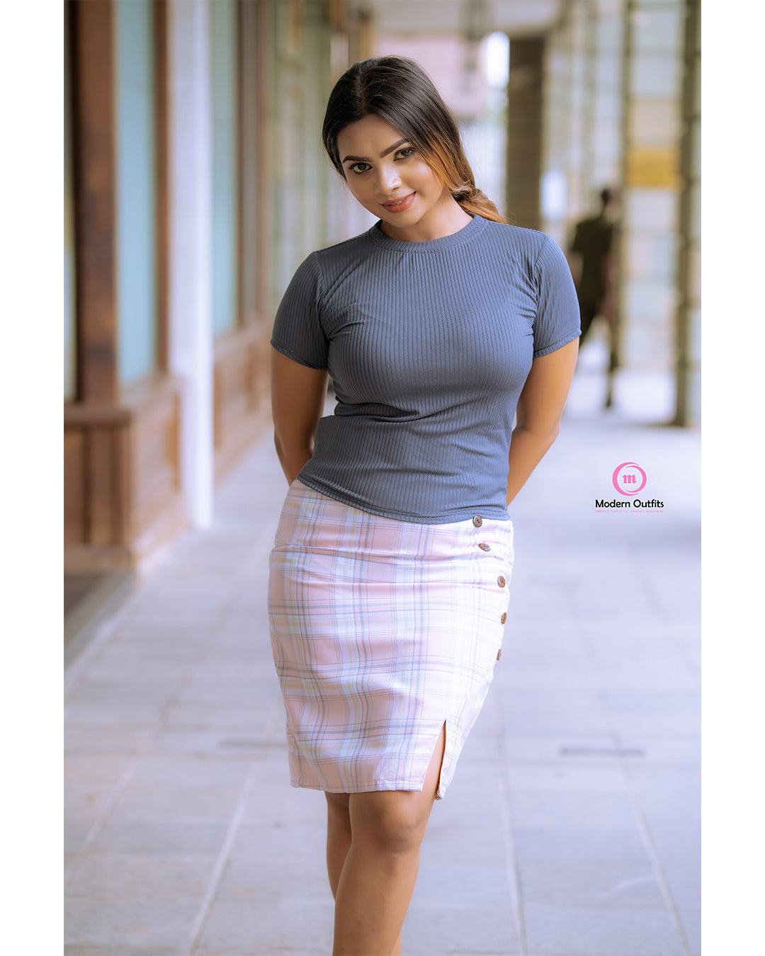Laara Tight Skirt & T-Shirt